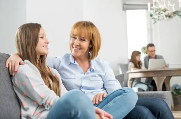 Empat Hal Ini, Harus Dilakukan Oleh Orang Tua Dalam Mendampingi Remaja